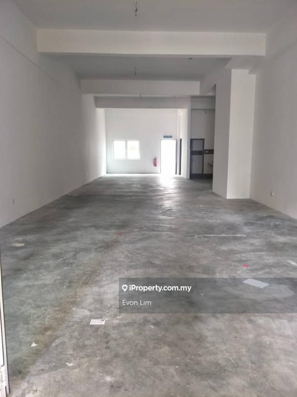 For Rent - (Ground Floor Shop) Boulevard Business Park