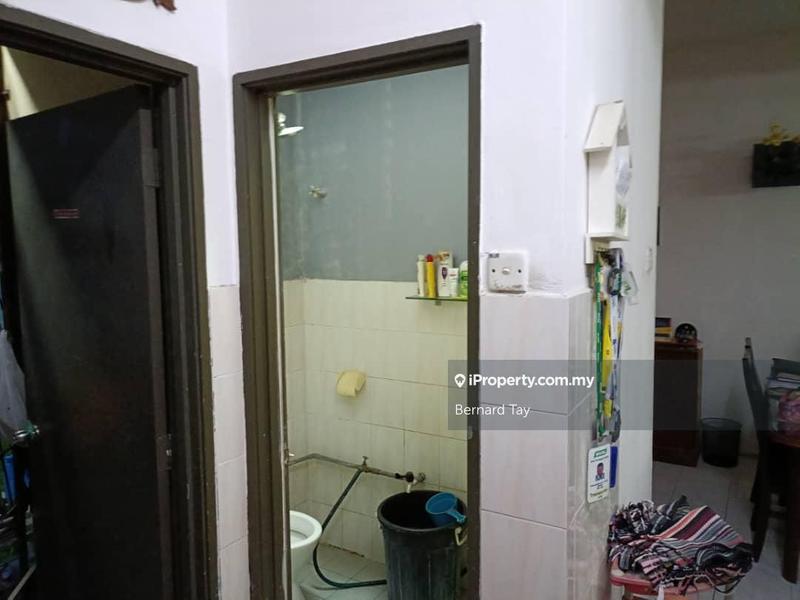 Rumah Berangkai 2 Tingkat untuk Dijual di Saujana Puchong, Puchong oleh Bernard Tay - iProperty.com.my