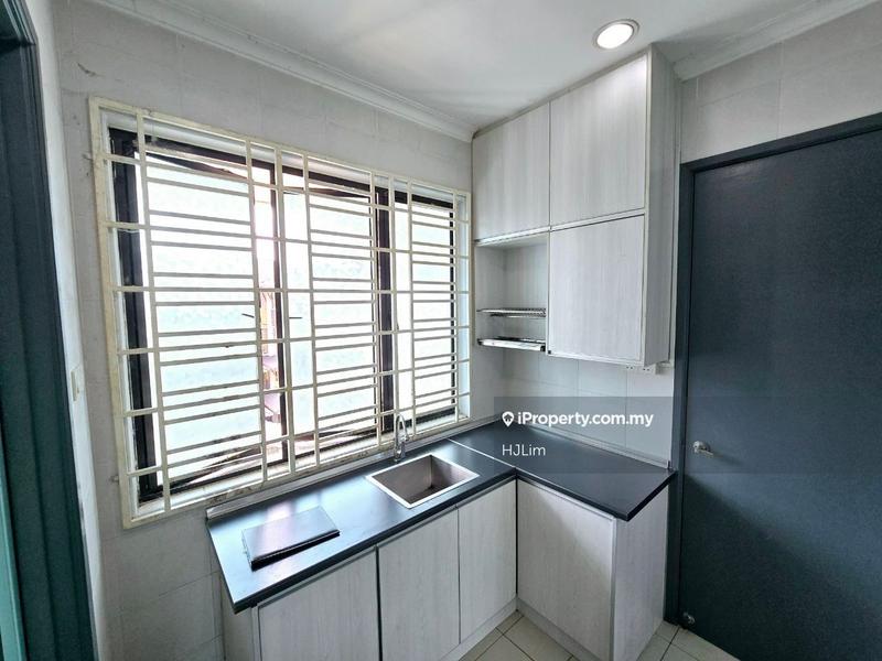 Townhouse for Sale in Bandar Tun Hussein Onn, Cheras by HJLim - iProperty.com.my