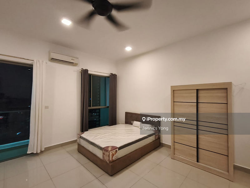 For Rent - Cybersquare