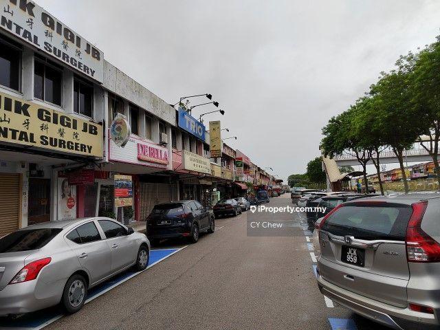 Shop / Office for Rent in Taman Ungku Tun Aminah, Skudai by CY Chew - iProperty.com.my