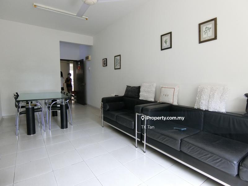 For Sale - Mandarina Court