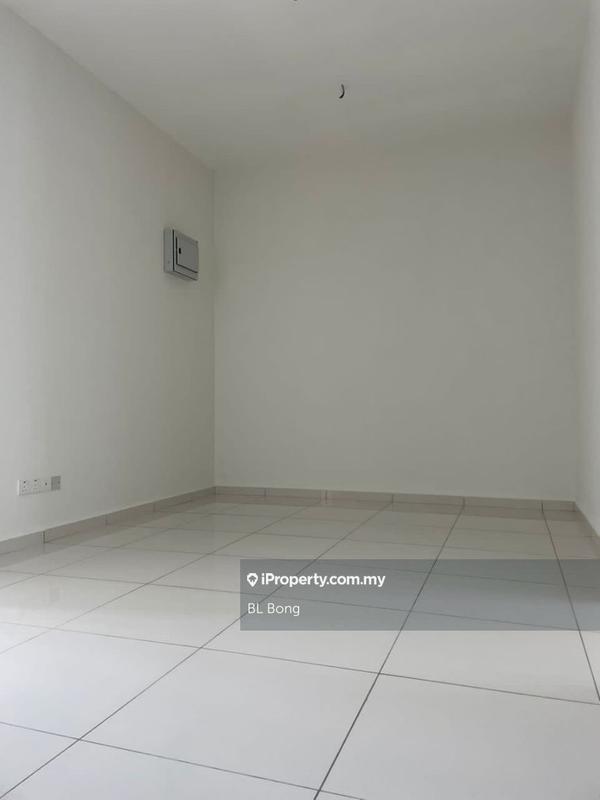 Rumah Berangkai 2.5 Tingkat untuk Dijual di Taman Residen 8, Melaka City oleh BL Bong - iProperty.com.my