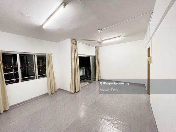Condominium for Sale in Menara Alpha by Alexson Kung - iProperty.com.my
