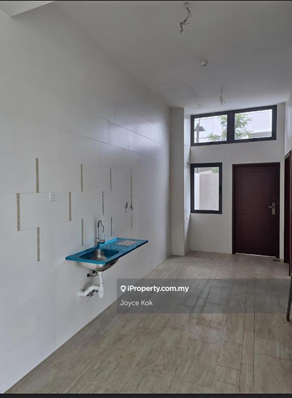 Bungalow House for Sale in Putra Heights, Subang Jaya by Joyce Kok - iProperty.com.my