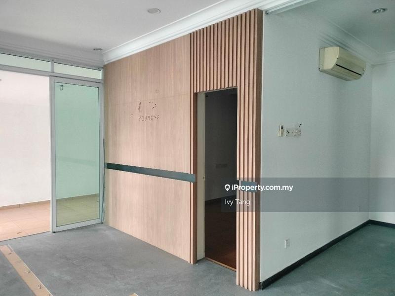 Commercial Bungalow for Rent in Taman Canning, Ipoh by Ivy Tang - iProperty.com.my