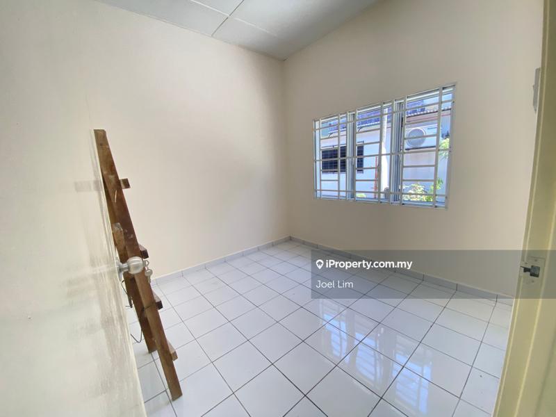 1-storey Terraced House for Sale in Taman Telok, Telok Panglima Garang by Joel Lim - iProperty.com.my