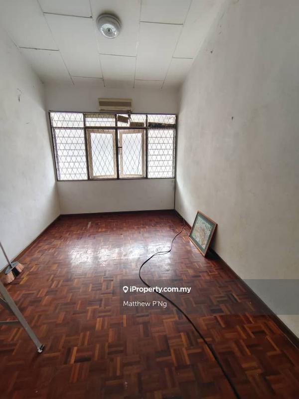 2-storey Terraced House for Sale in Taman Cahaya, Teluk Kumbar by Matthew P'Ng - iProperty.com.my
