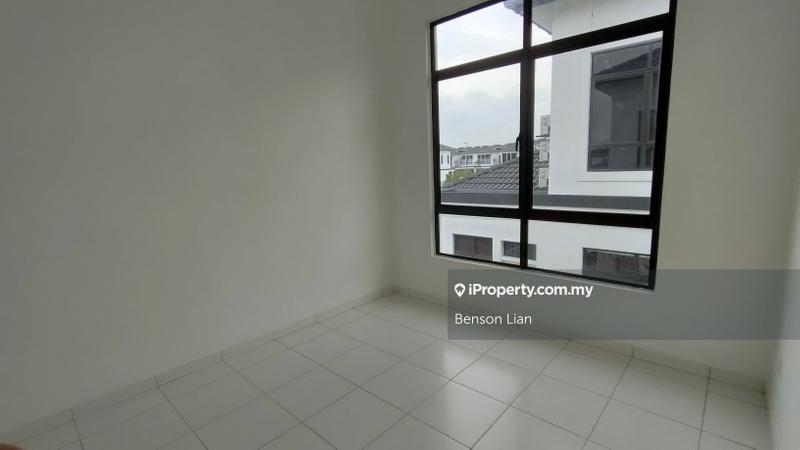 Rumah Berkembar untuk Dijual di Avenham Garden @ Eco Grandeur Endlot, Puncak Alam oleh Benson Lian - iProperty.com.my
