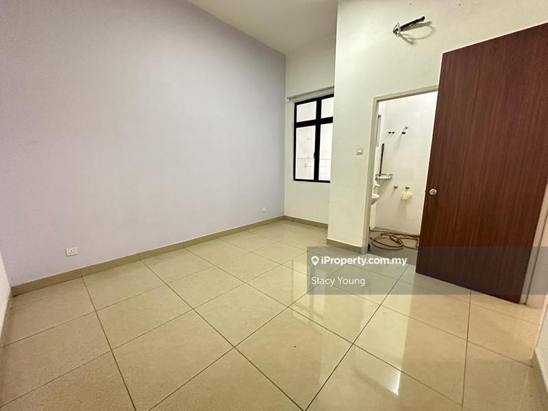 Rumah Teres 2-Tingkat untuk Dijual di Bukit Sungai Long, Bandar Sungai Long oleh Stacy Young - iProperty.com.my