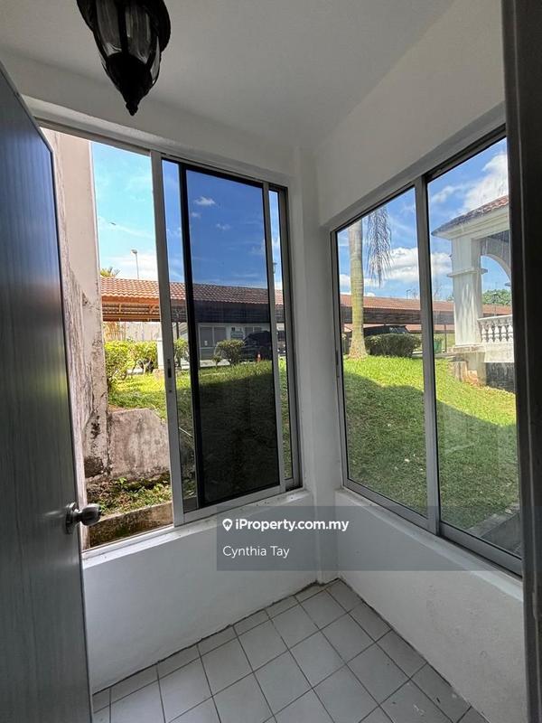 Apartment for Sale in Spanish Villa by Cynthia Tay - iProperty.com.my