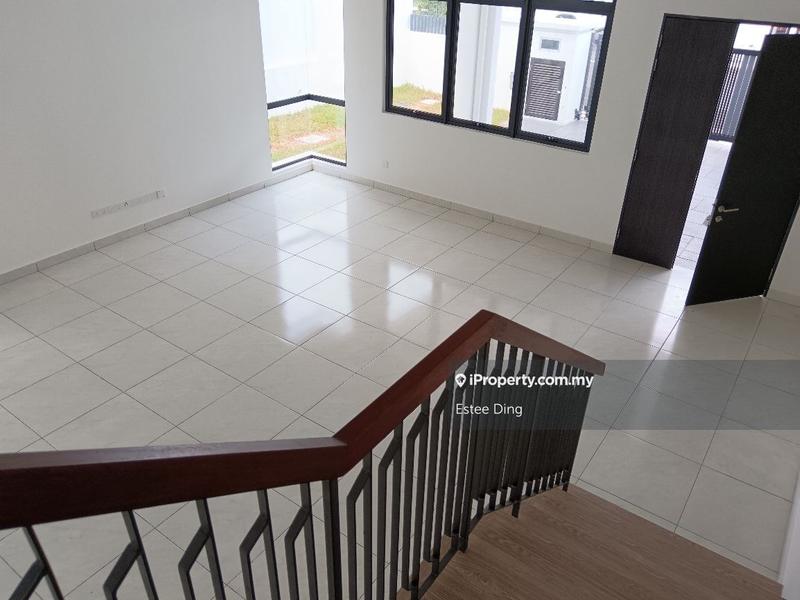 Rumah Berkembar untuk Dijual di Abadi Heights, Puchong oleh Estee Ding - iProperty.com.my