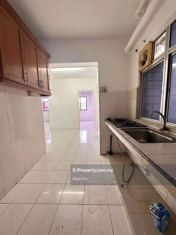 Apartment for Sale in Pangsapuri Vista Serdang by Abel Ho - iProperty.com.my