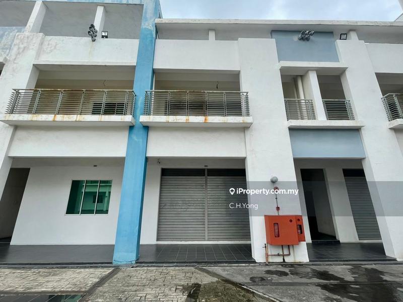 Pejabat untuk Disewa di Bandar Putra Permai, Seri Kembangan oleh C.H.Yong - iProperty.com.my
