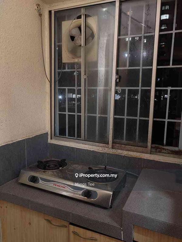 Pangsapuri untuk Dijual di Aman Puri Apartment oleh Mings Tee - iProperty.com.my