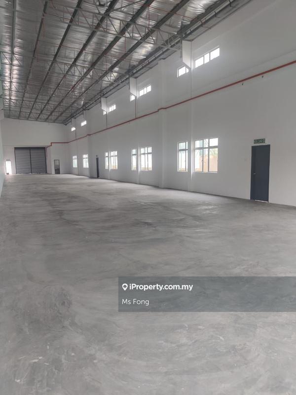 For Rent - 【Near Toll 10min Huge Land】Semi-D Factory For Rent