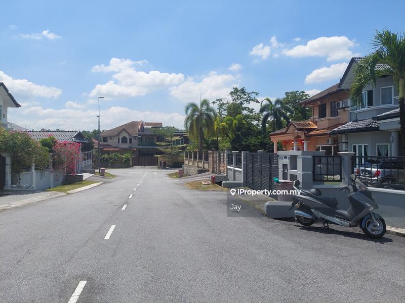 Semi-Detached House for Sale in Seksyen 8, Kota Damansara by Jay - iProperty.com.my