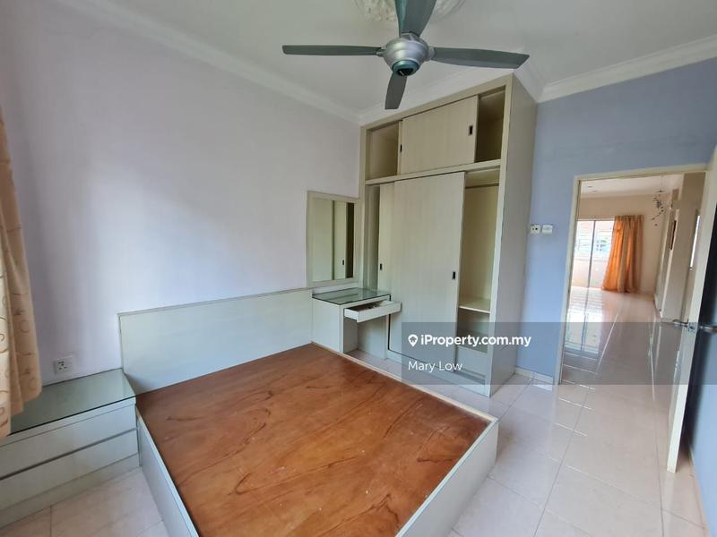 Townhouse for Sale in Taman Bukit Cheng, Cheng by Mary Low - iProperty.com.my