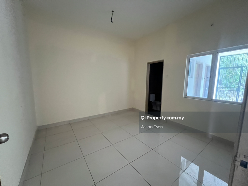2.5-storey Terraced House for Sale in Taman Suria Tropika, Seri Kembangan by Jason Tsen - iProperty.com.my