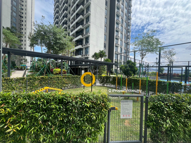 For Sale - Baron Residence @ Lake City