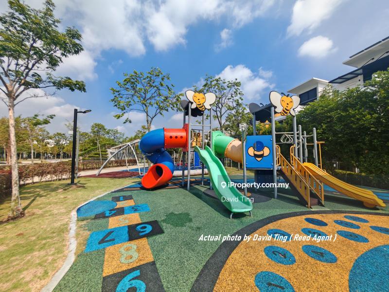 Rumah Berangkai 3 Tingkat untuk Dijual di Lake Fields, Sungai Besi oleh David Ting - iProperty.com.my