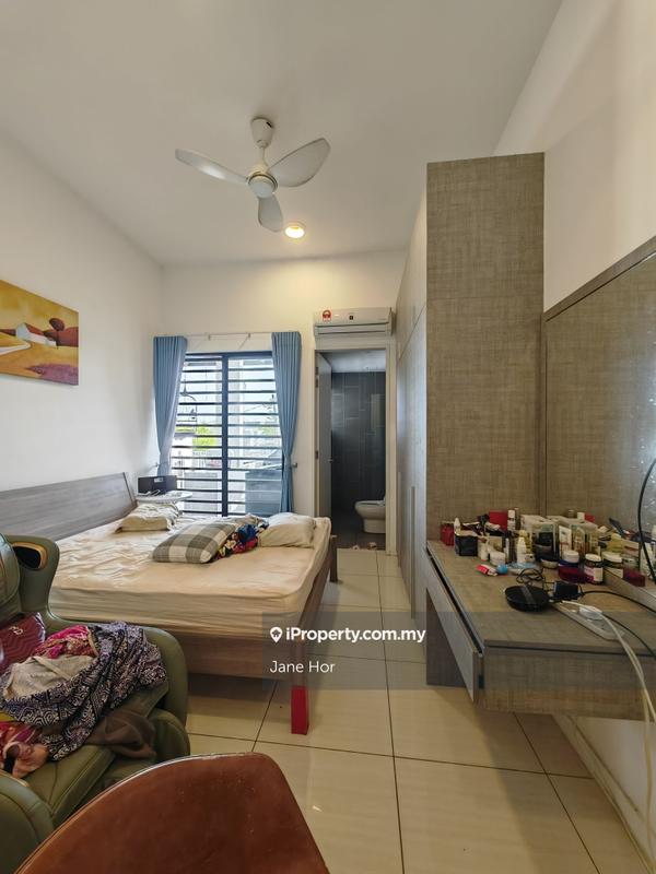 Rumah Berangkai 3 Tingkat untuk Dijual di 16 Sierra, Puchong oleh Jane Hor - iProperty.com.my