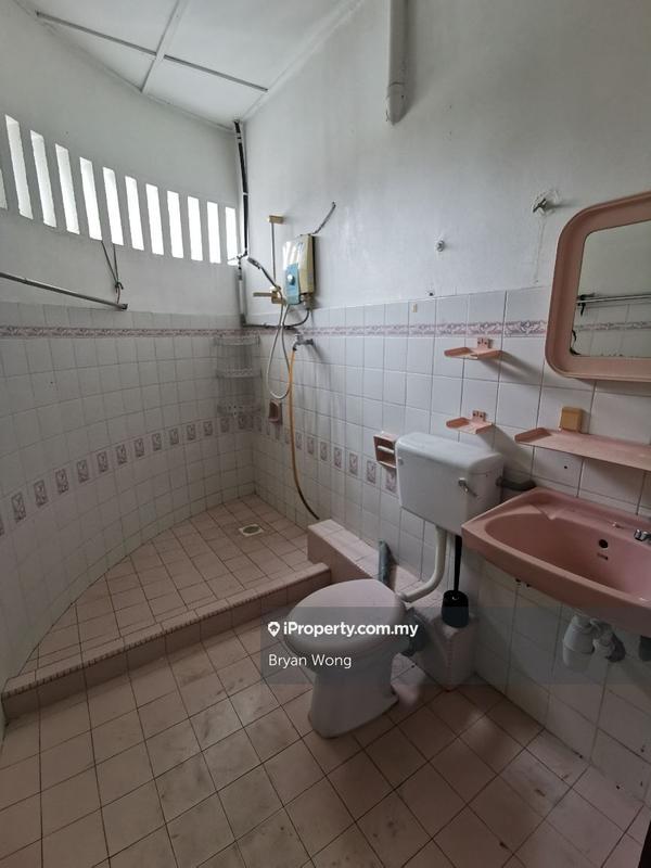 Rumah Teres 2-Tingkat untuk Dijual di Damansara Jaya, Petaling Jaya oleh Bryan Wong - iProperty.com.my