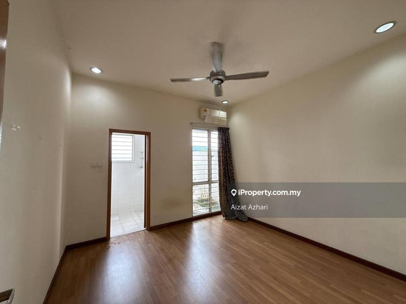 Rumah Berkembar untuk Dijual di Kota Emerald, Rawang oleh Aizat Azhari - iProperty.com.my