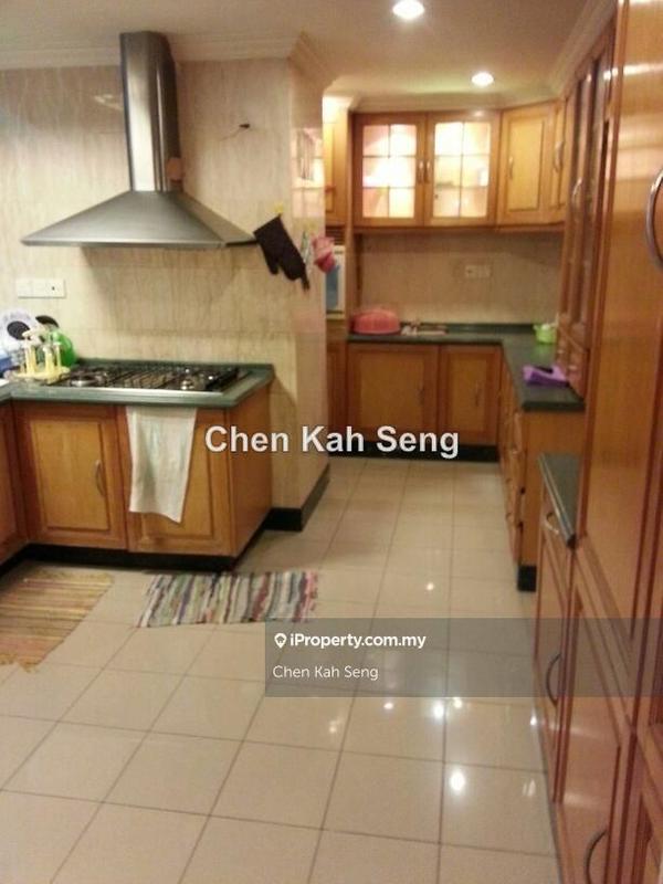 Kediaman Servis untuk Dijual di Fahrenheit 88 (KL Plaza Suites) oleh Chen Kah Seng - iProperty.com.my