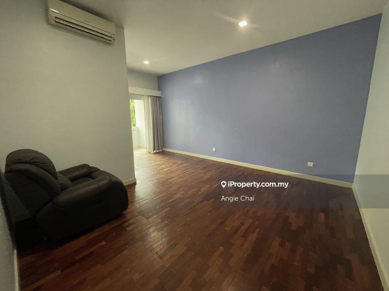 Townhouse for Sale in Sunway Damansara, Kota Damansara by Angie Chai - iProperty.com.my