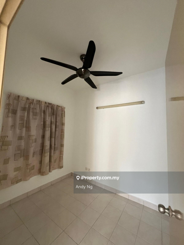 For Sale - Puteri Bayu Apartment