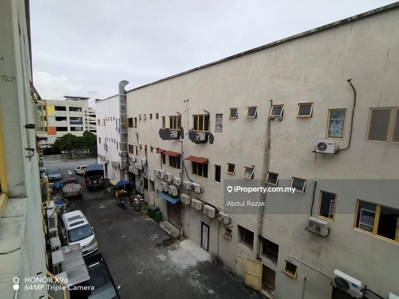 Pejabat-Runcit untuk Dijual di Seksyen 7, Shah Alam oleh Abdul Razak - iProperty.com.my