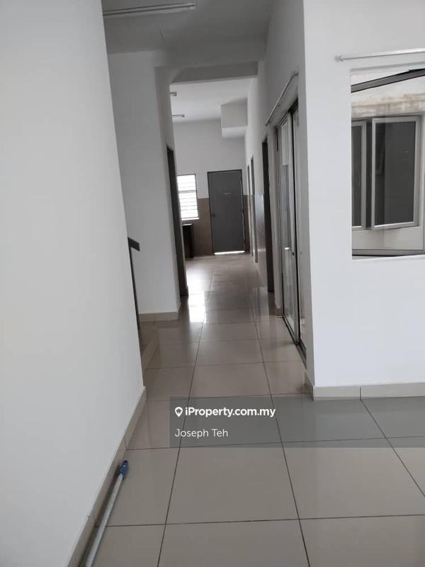 Townhouse for Sale in Bandar Saujana Putra, Tanjong Duabelas by Joseph Teh - iProperty.com.my