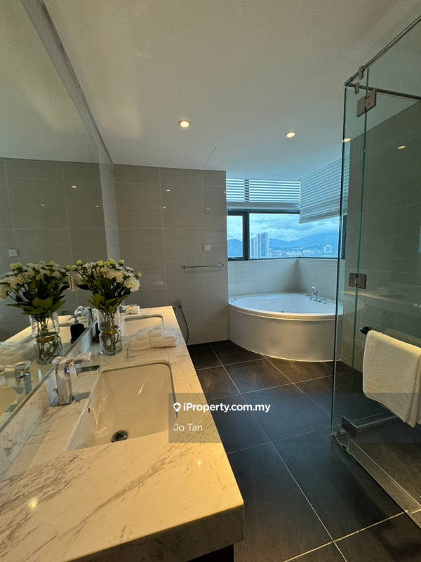 For Sale - D'Rapport