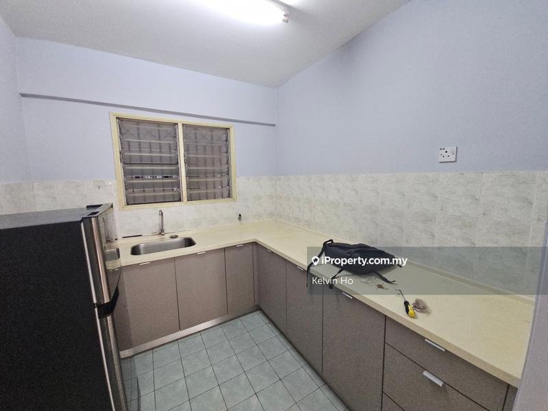 For Rent - Arena Green