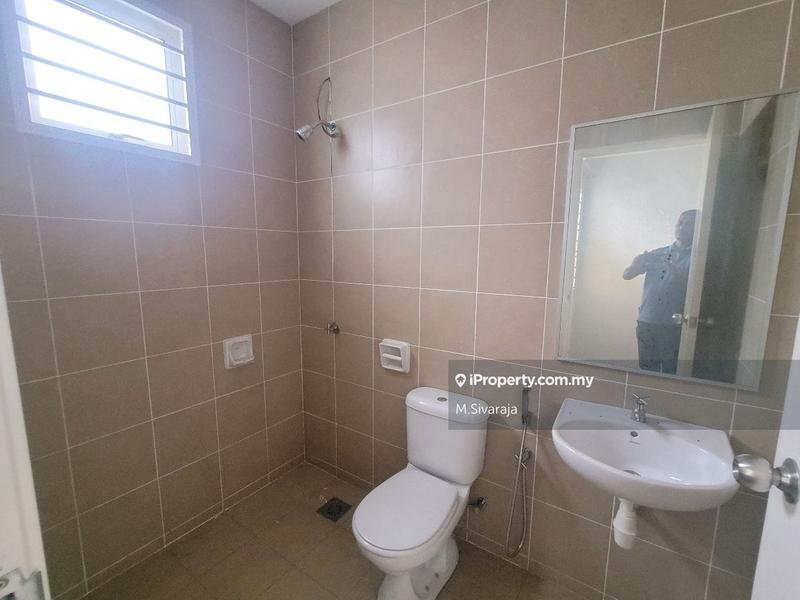 Rumah Teres 2-Tingkat untuk Dijual di Nilai Impian, Nilai oleh M.Sivaraja - iProperty.com.my