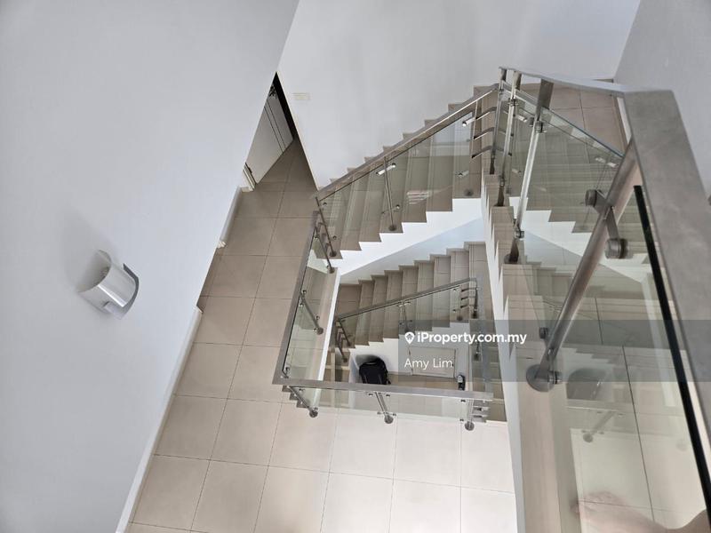 Banglo untuk Dijual di D'alpinia, Puchong oleh Amy Lim - iProperty.com.my