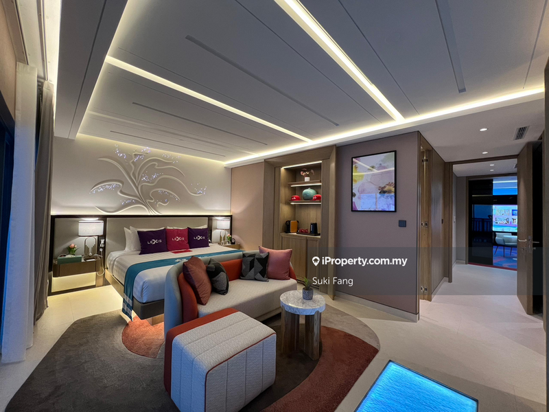 For Sale - Lexis Hibiscus