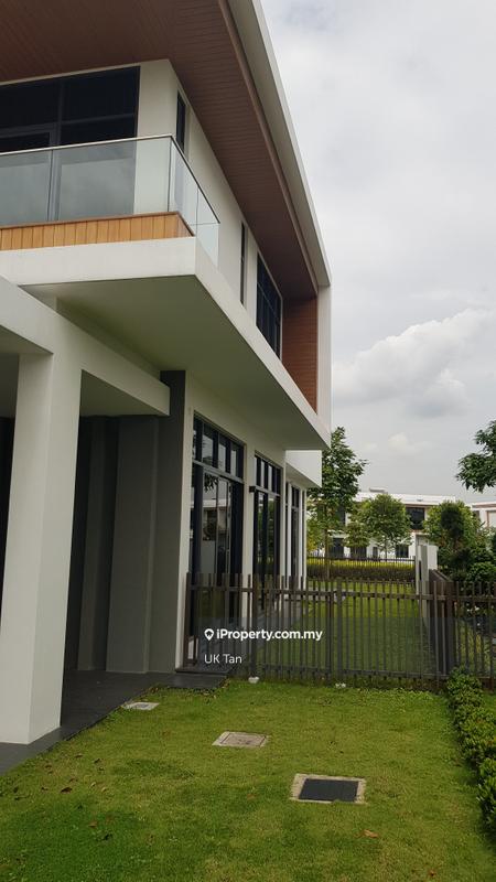 Rumah Berkembar untuk Disewa di Telok Panglima Garang, Selangor oleh UK Tan - iProperty.com.my