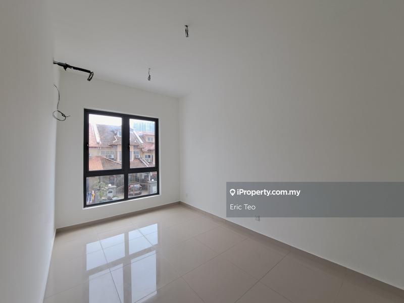 3-storey Terraced House for Sale in Taman Salak Selatan, Salak South by Eric Teo - iProperty.com.my