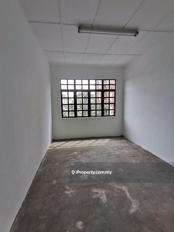Shop / Office untuk Disewa di Seksyen 28, Taman Alam Megah, Shah Alam oleh Tony Tan - iProperty.com.my