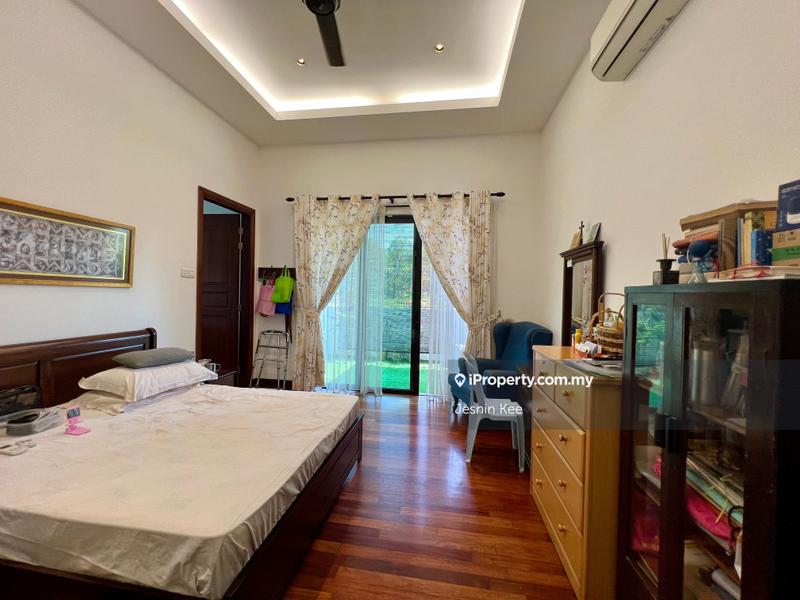 Bungalow House for Sale in Perdana Lakeview East, Cyberjaya by Jesnin Kee - iProperty.com.my