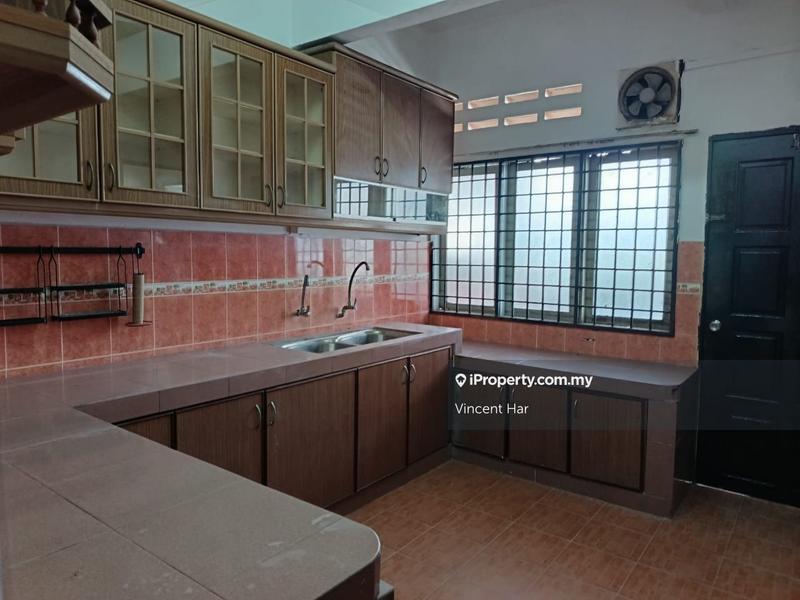 2-storey Terraced House for Sale in Taman Acheh Jaya, Sitiawan by Vincent Har - iProperty.com.my