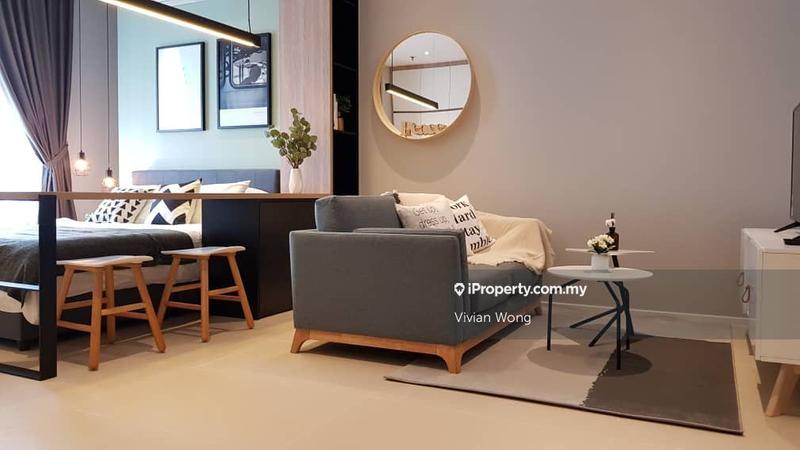 For Rent - Arcoris SOHO