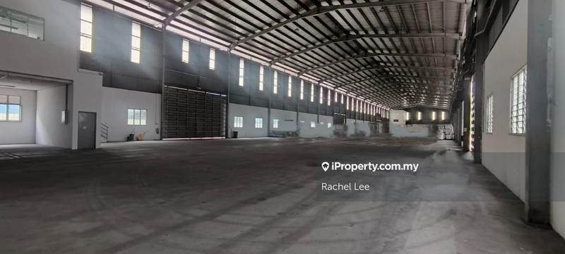 For Rent - Kg Baru Subang,Shah Alam,3 Storey Warehouse