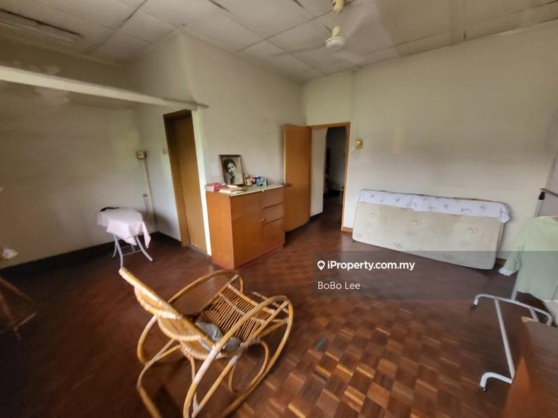 Semi-Detached House for Sale in Taman Overseas Union (Taman Oug), Jalan Klang Lama (Old Klang Road) by BoBo Lee - iProperty.com.my