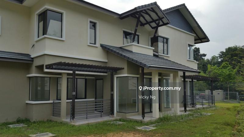 Bungalow House untuk Dijual di Kayangan Heights, Shah Alam oleh Vicky Ng - iProperty.com.my