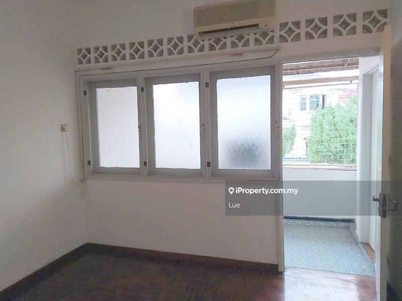 Rumah Teres 2-Tingkat untuk Dijual di Taman Setia, Klang oleh Lue - iProperty.com.my