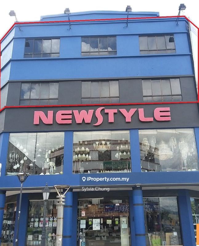 For Rent - Plaza Juta