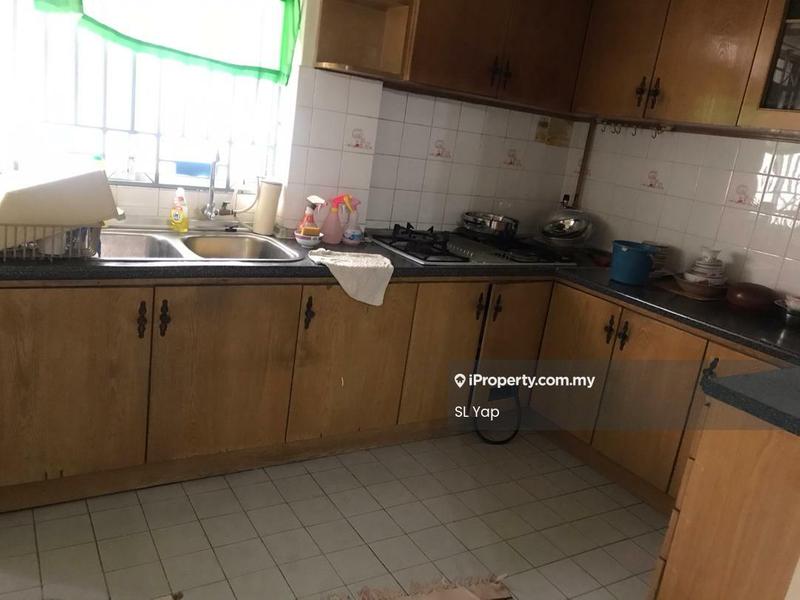Apartment for Sale in Pangsaria Apartment by SL Yap - Kitchen - iProperty.com.my